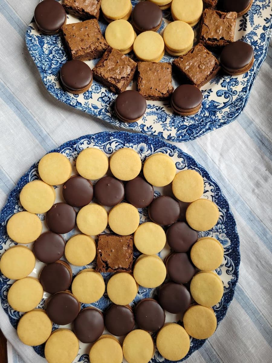 Alfajorcitos y brownies